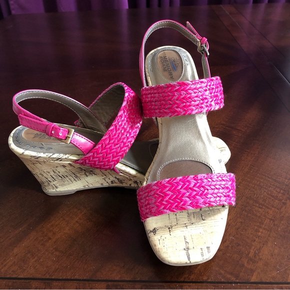 Life Stride Velocity Persona In Fuschia & w/Memory Foam - Size 10M - Picture 2 of 9